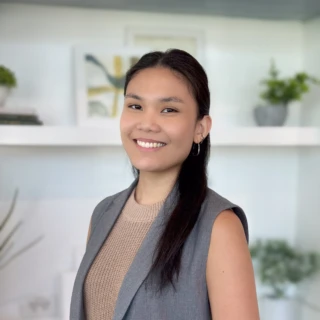 Sabandal Mariel headshot